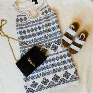 WHITE HOUSE BLACK MARKET DRESS